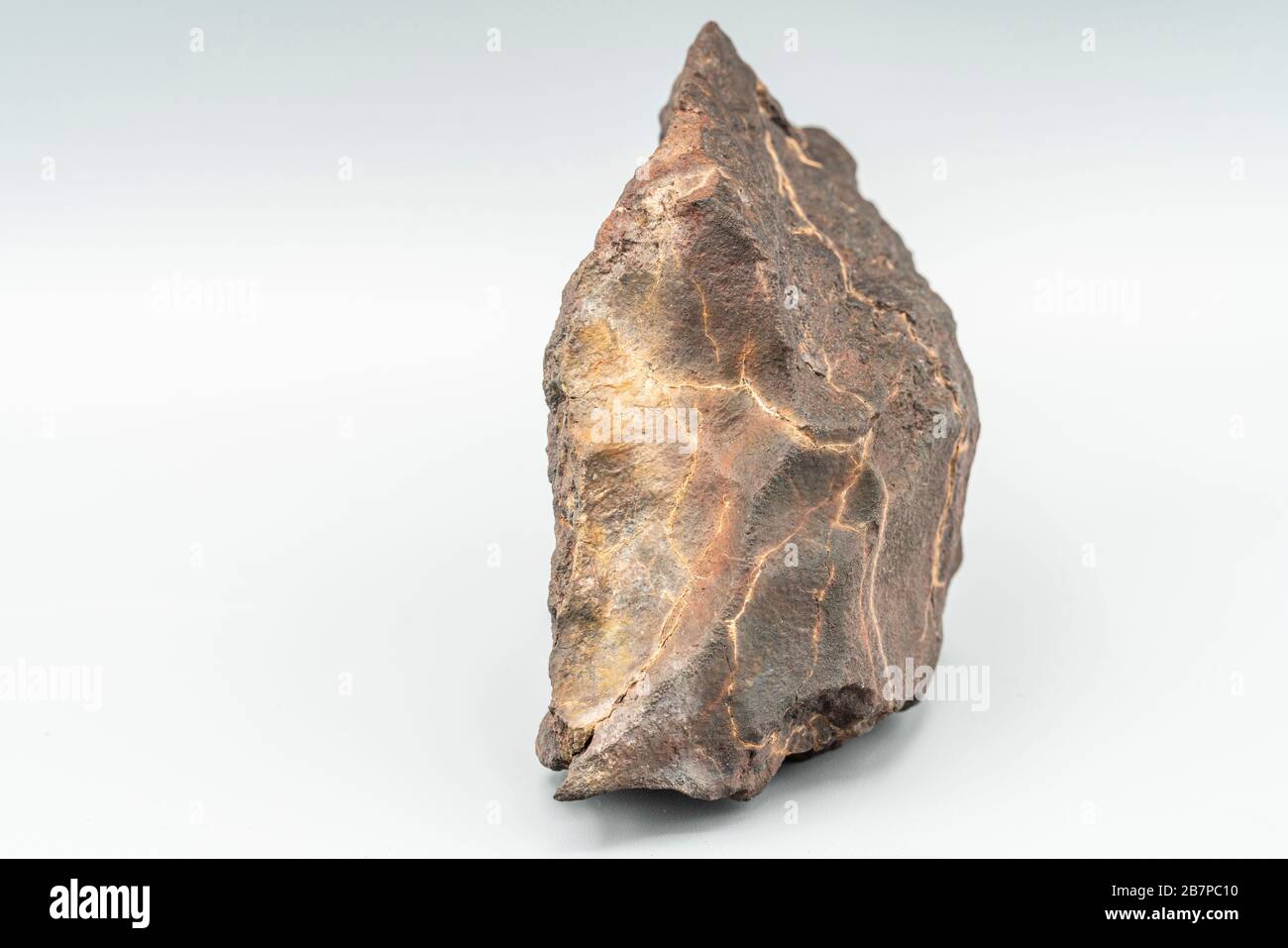 Météorite chondrite H Type isolé, morceau de roche formé dans l'espace — free download