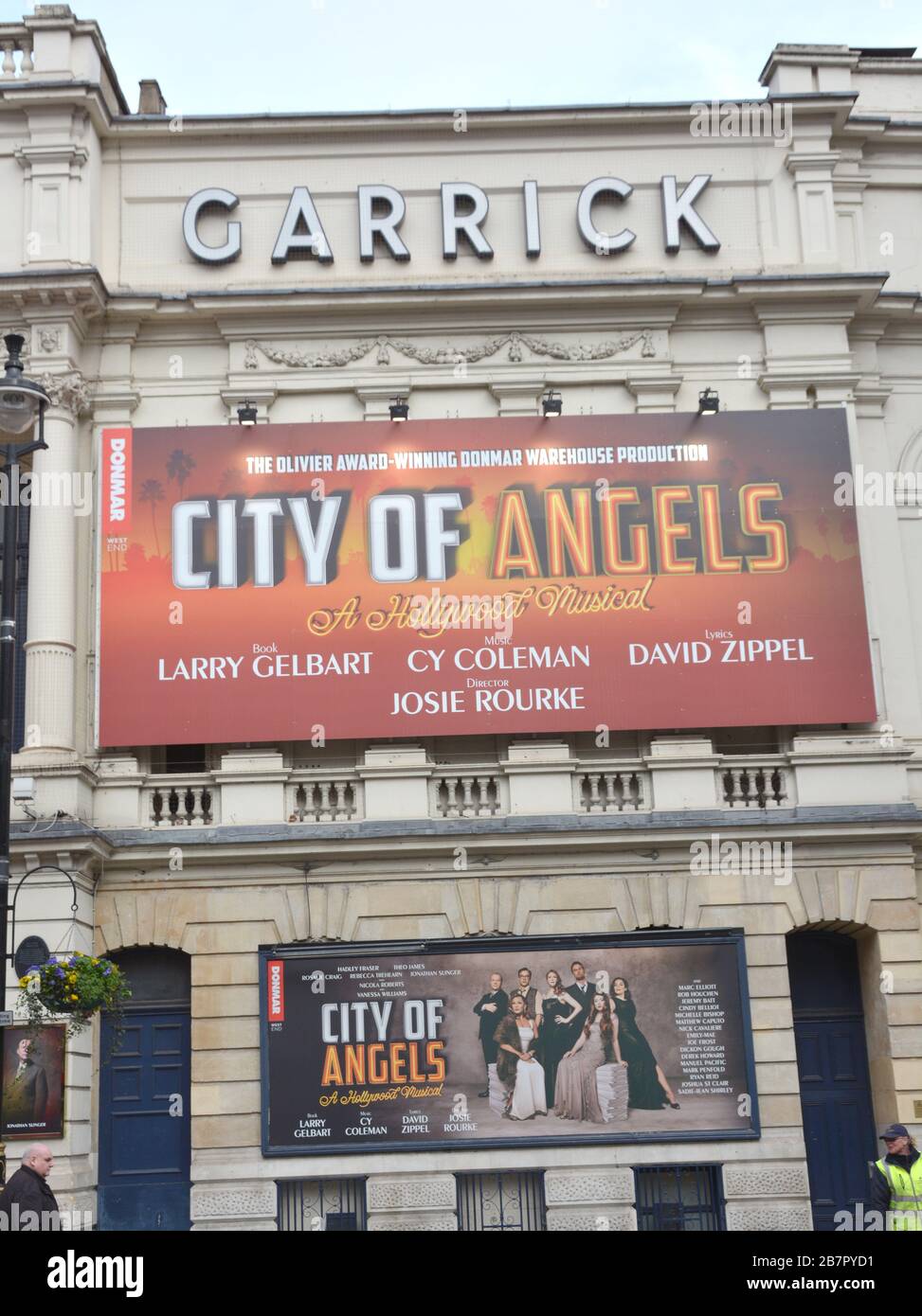 La photo doit être créditée ©Alpha Press 065630 17/03/2020 City of Angels Sign at the Garrick Theatre on Charing Cross Road Coronavirus Pandémique Effects in London Banque D'Images