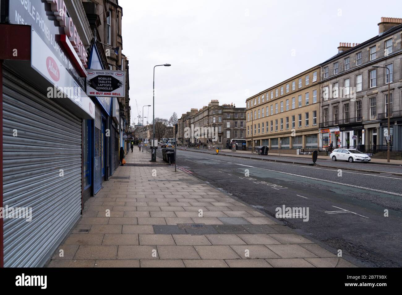 Édimbourg, Écosse, Royaume-Uni. 18 mars 2020. L'affolement du coronavirus mène à des rues vides à Édimbourg, comme Leith Walk montré pendant l'heure de pointe du matin normalement occupée. Édimbourg,. Iain Masterton/Alay Live News. Banque D'Images