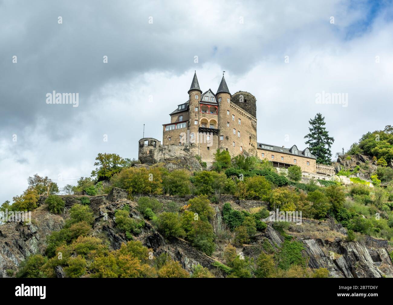Le château de Katz est un château situé au-dessus de la ville allemande de Saint-Goarshausen, en Rhénanie-Palatinat Banque D'Images