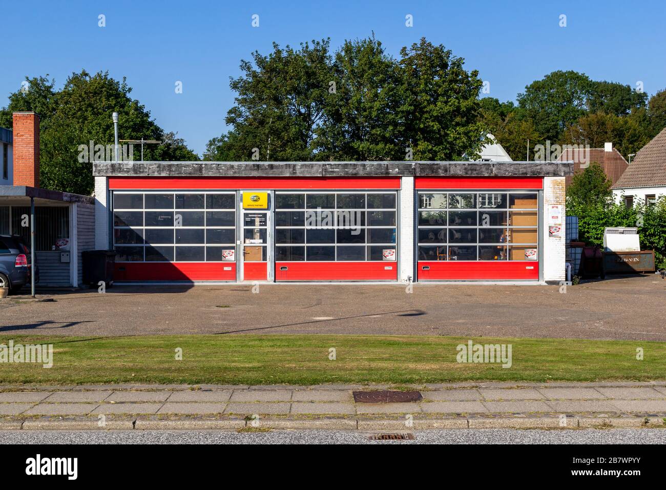 Triple garage Banque D'Images