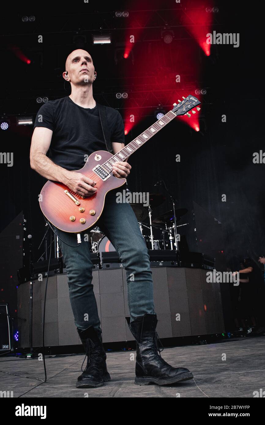 Aarhus, Danemark. 08 juin 2018. Le groupe rock américain PERFECT Circle organise un concert en direct lors du festival de musique danois Northside 2018 à Aarhus. Ici le guitariste Billy Howerdel est vu en direct sur scène. (Crédit photo: Gonzales photo - Nikolaj Bransholm). Banque D'Images