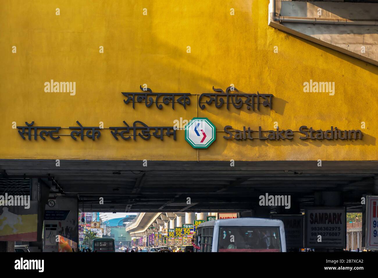 Vue sur la station de métro Saltlake Stadium de Kolkata East West Metro System à Kolkata le 18 janvier 2020 Banque D'Images