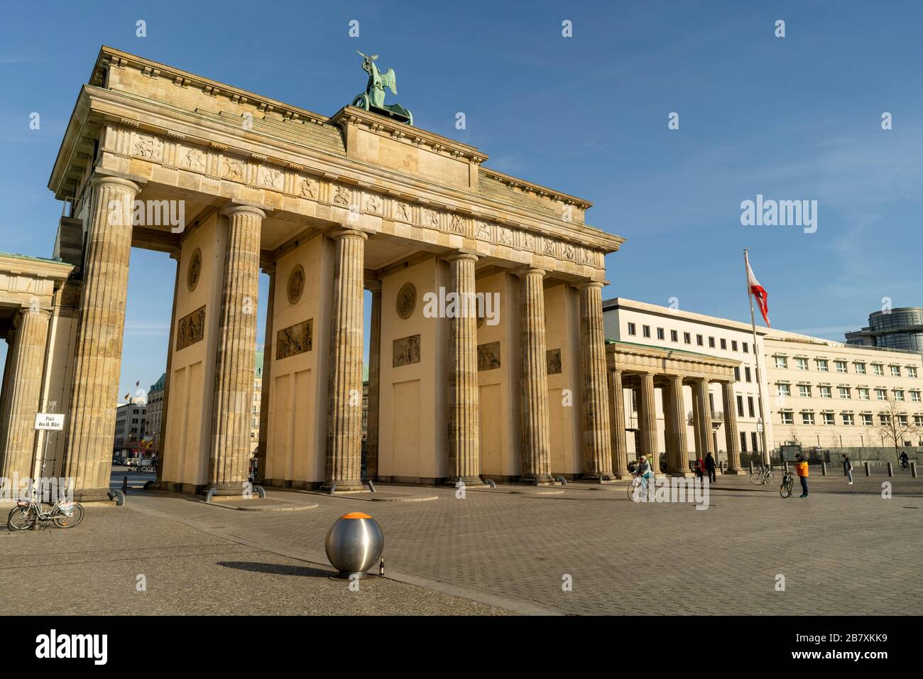 Aucun touriste à la porte de Brandebourg à Berlin, Allemagne, pendant la pandémie de Coronavirus Banque D'Images