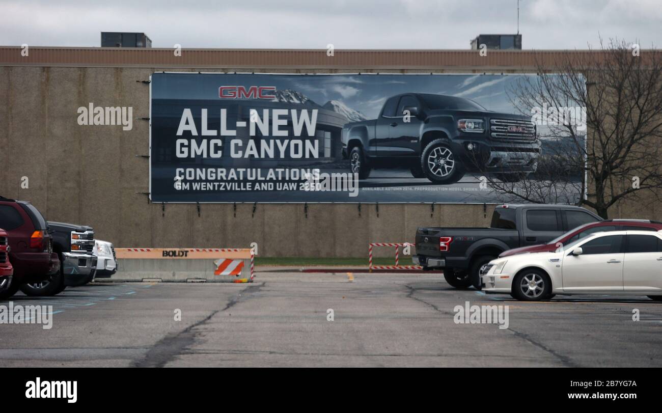 Wentzville, États-Unis. 18 mars 2020. Les travaux de l'usine d'assemblage de camions de General Motors commencent à se défaire à Wentzville, Missouri, le mercredi 18 mars 2020. General Motors, Ford et Fiat Chrysler fermera temporairement toutes les usines américaines en raison du Coronavirus. Photo de Bill Greenblatt/UPI crédit: UPI/Alay Live News Banque D'Images