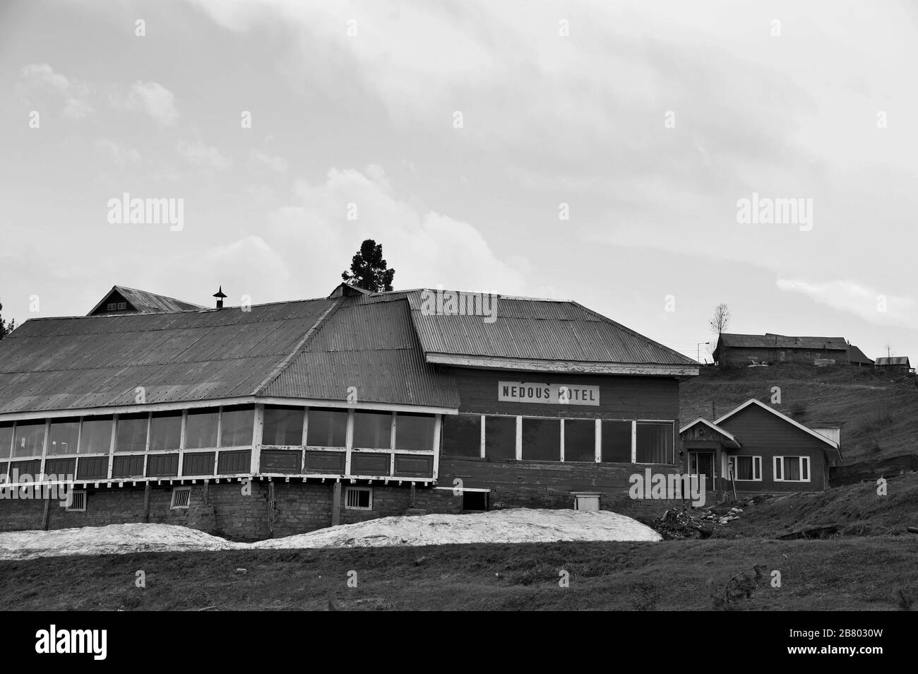 Nedous Hotel, Gulmarg, Baramulla, Cachemire, Jammu-et-Cachemire, Inde, Asie Banque D'Images Nedous Hotel, Gulmarg, Baramulla, Cachemire, Jammu-et-Cachemire, Inde, Asie Banque D'Images