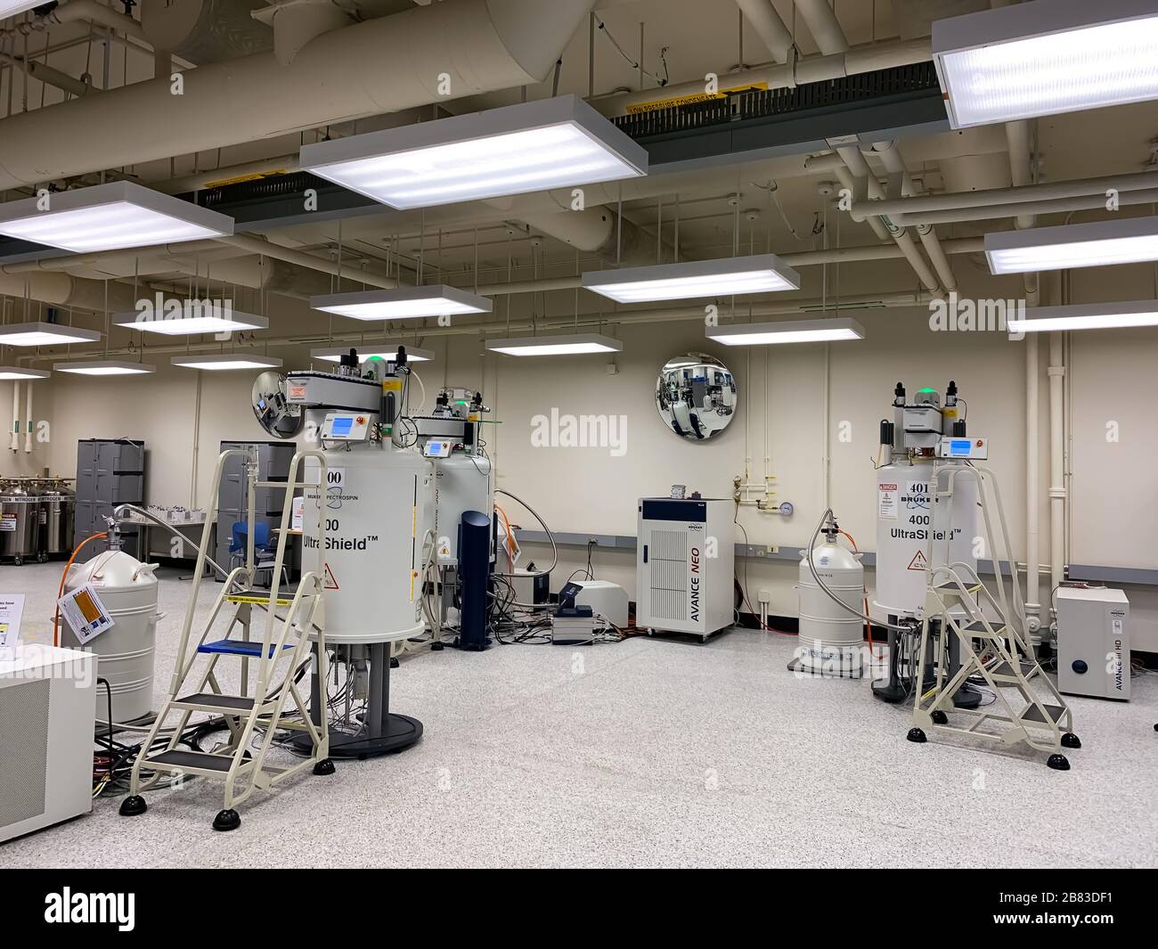 Cambridge ma USA - 3/16/2020 - NMR machines, NMR est une résonance magnétique nucléaire Banque D'Images