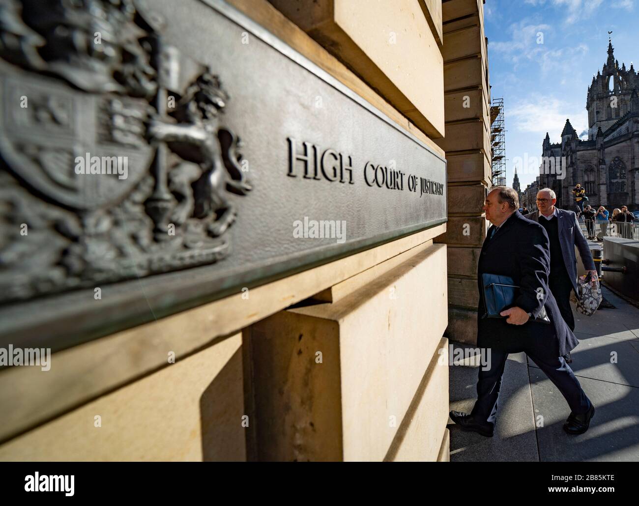 Édimbourg, Écosse, Royaume-Uni. 20 mars 2020. Alex Salmond arrive à la Haute Cour à Édimbourg le dix jour de son procès. Iain Masterton/Alay Live News Banque D'Images