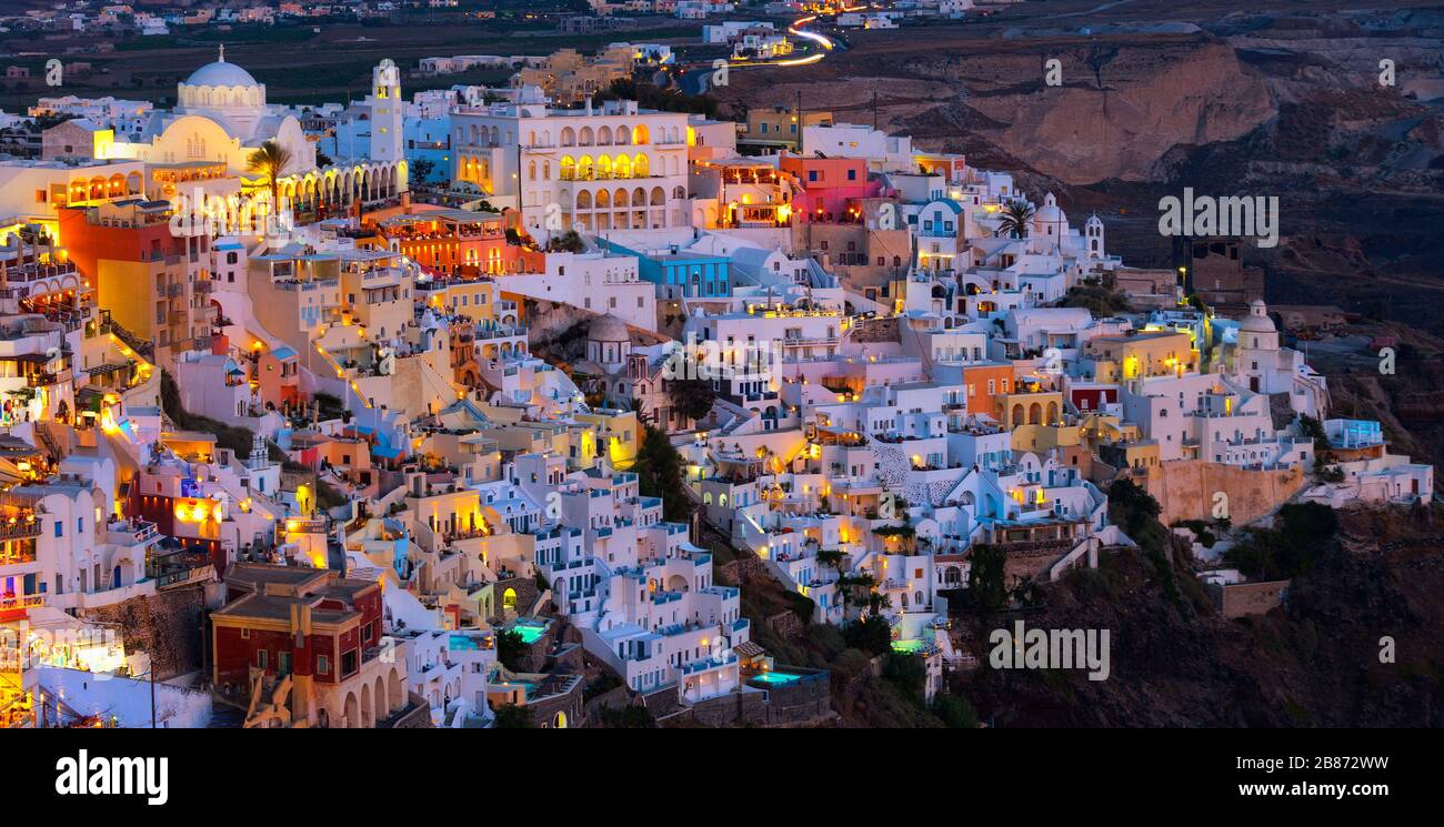 Le paysage magique et irréel de Santorin. Grèce. Banque D'Images