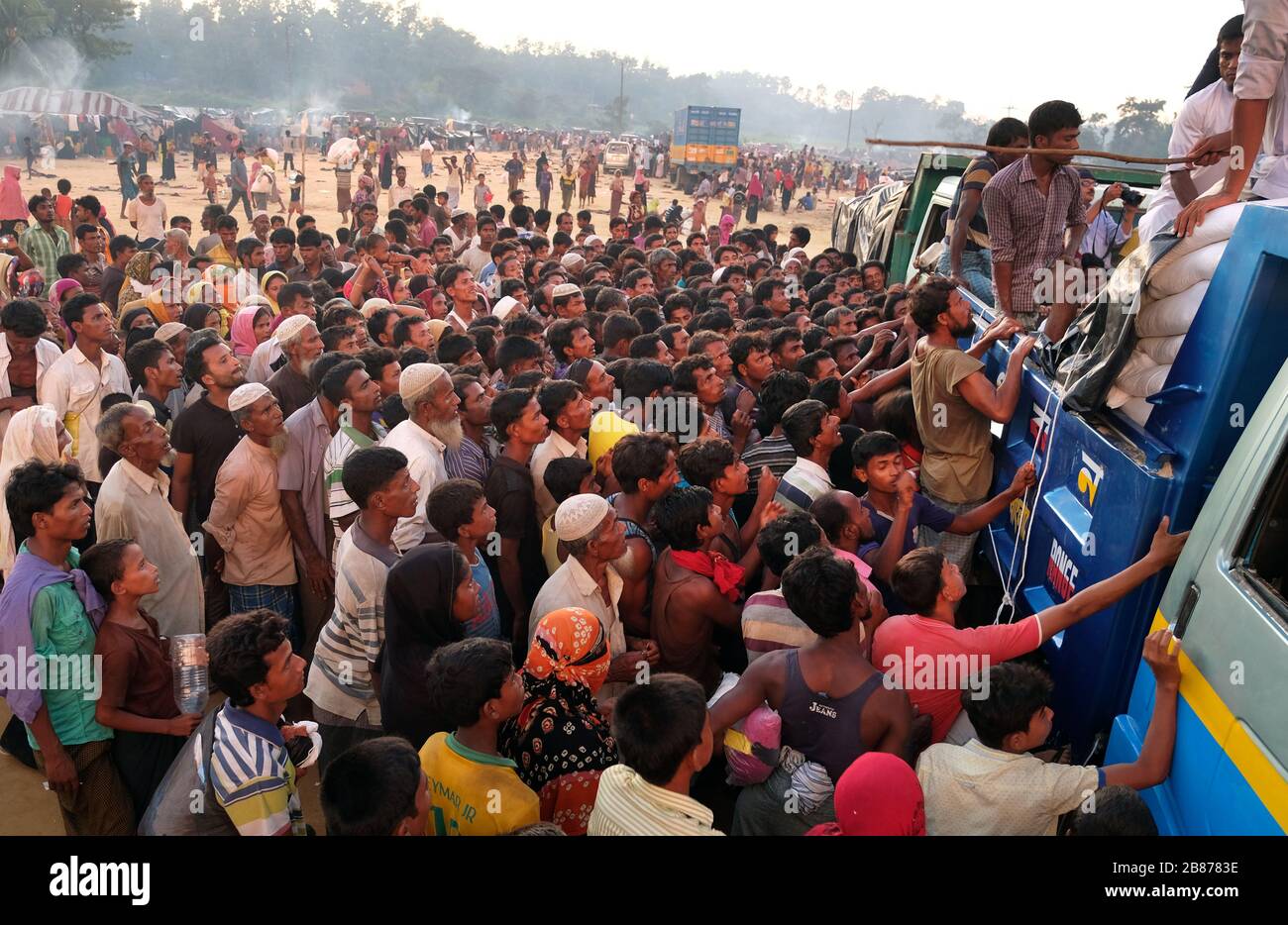 Rohingya; un conte de brutalité d'un noble lauréat de la paix Banque D'Images