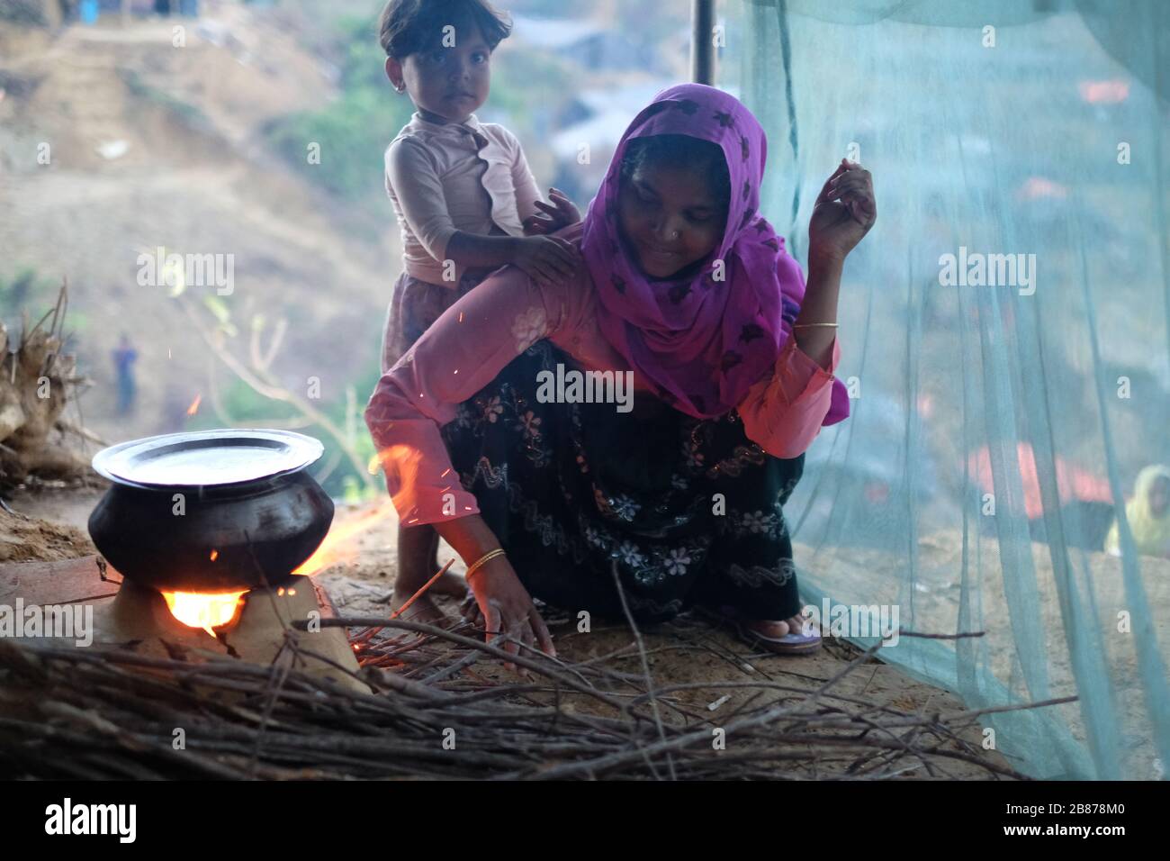 Rohingya; un conte de brutalité d'un noble lauréat de la paix Banque D'Images