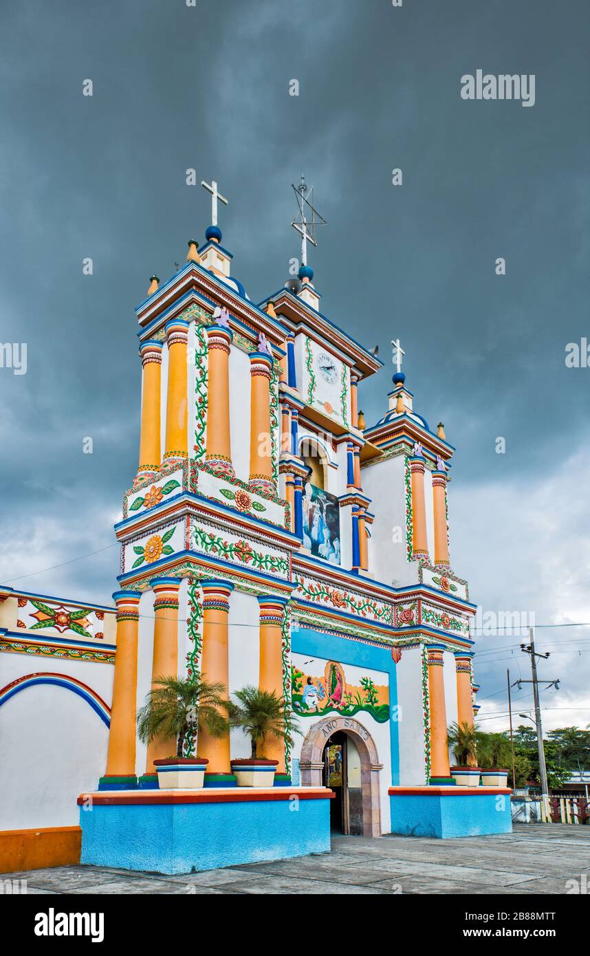 Templo de la Virgen da la Asuncion, église tabasqueno dans le village de Cupilco, près de Comalcalco, État de Tabasco, Mexique Banque D'Images