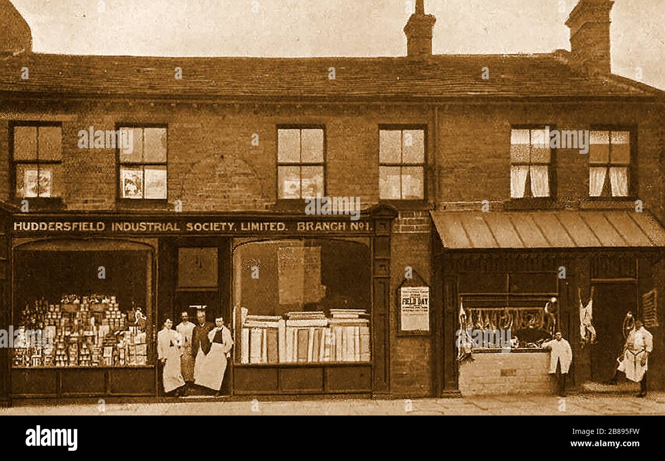 HUDDERFIELD Industrial Society - une photographie précoce des magasins d'alimentation et de bouchers Lindley Banque D'Images