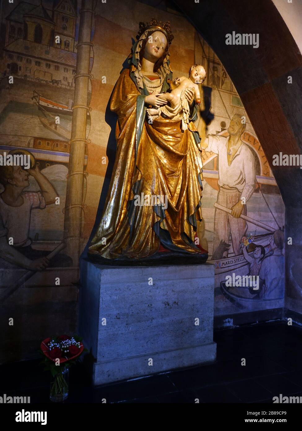 Romanische Kirche St. Maria à Lyskirkirchen, Sätgotische Schiffermadonna, Köln, Nordrhein-Westfalen, Allemagne Banque D'Images