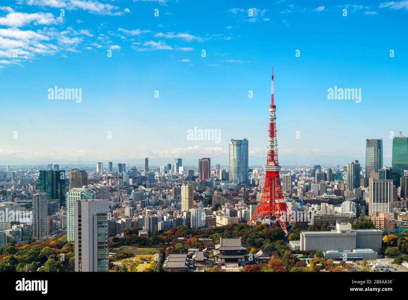 Tour de Tokyo, Japon. Tokyo City Skyline. Asie, Japon célèbre destination touristique. Vue aérienne sur la tour de Tokyo. Quartier central des affaires japonais, vers le bas Banque D'Images
