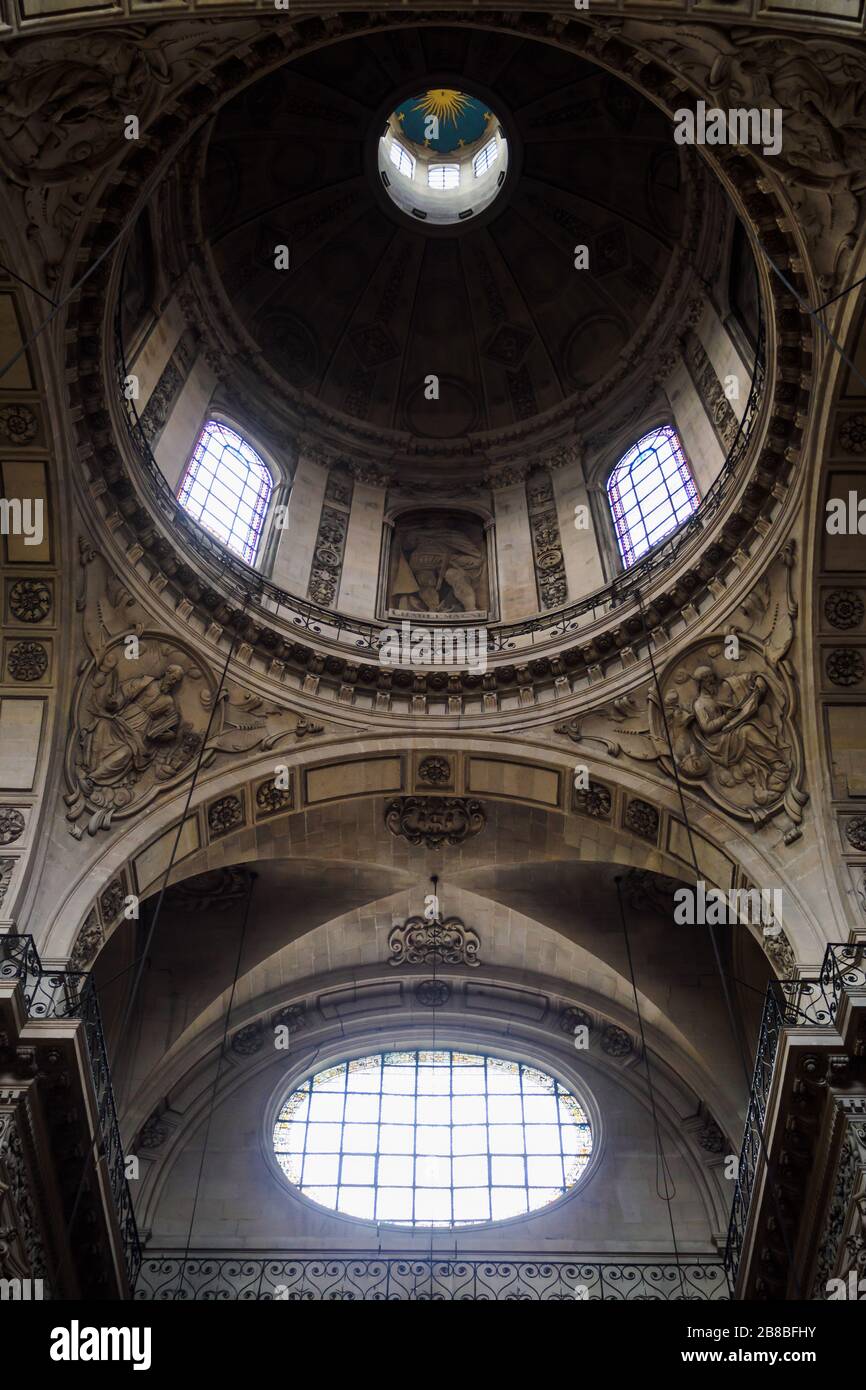 Beau plafond de l'église Saint Paul à Paris Banque D'Images