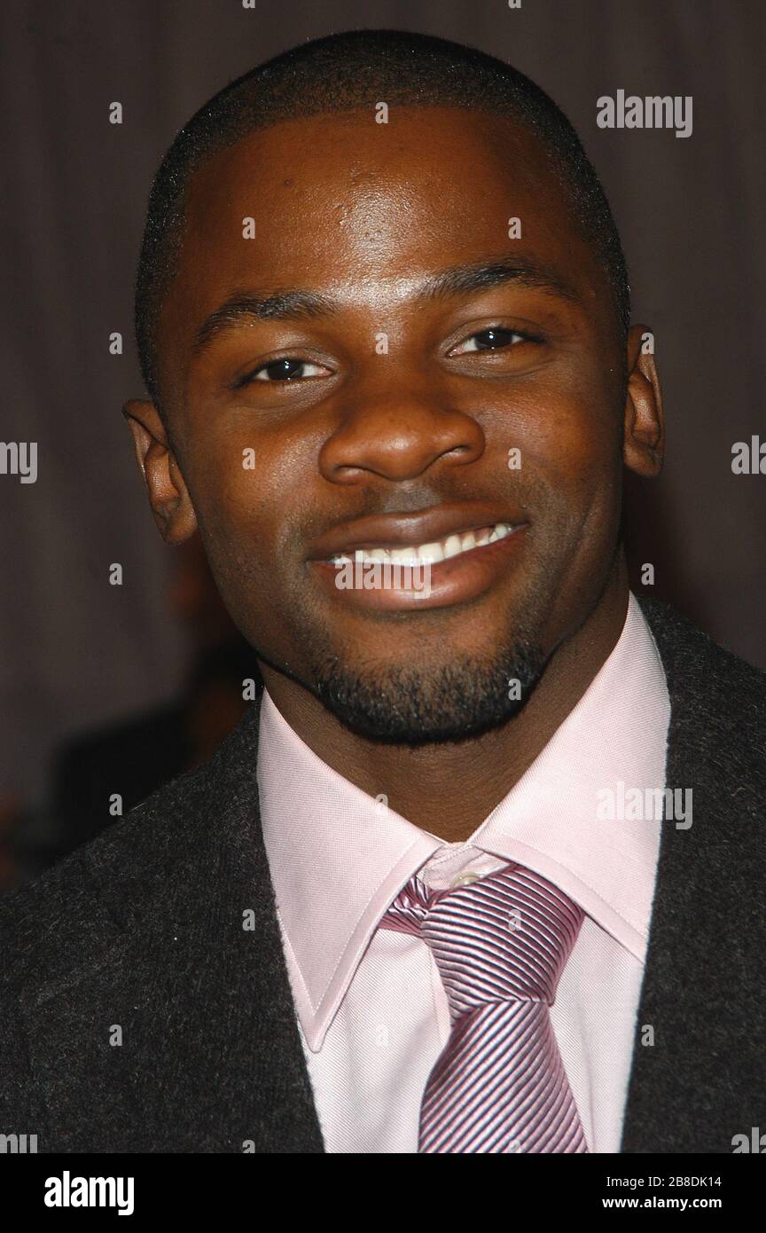 Derek Luke à la première mondiale de 'Glory Road' tenue au Pantages Theatre à Hollywood, Californie. L'événement a eu lieu le jeudi 5 janvier 2006. Photo par: SBM / PictureLux - référence de fichier # 33984-10397SBMPLX Banque D'Images