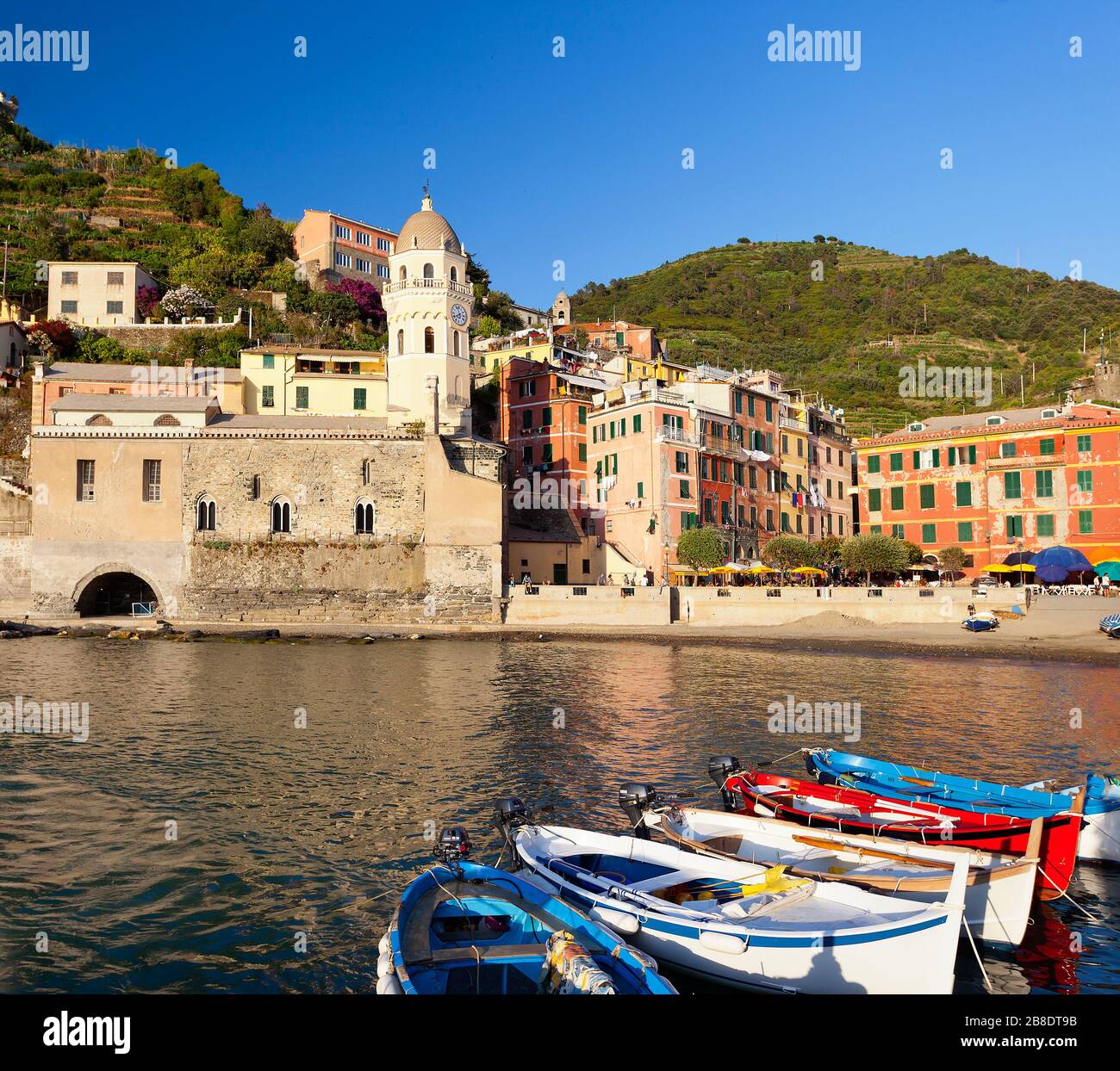 Port de Vernazza. Cinque Terre, Ligurie, Italie Banque D'Images