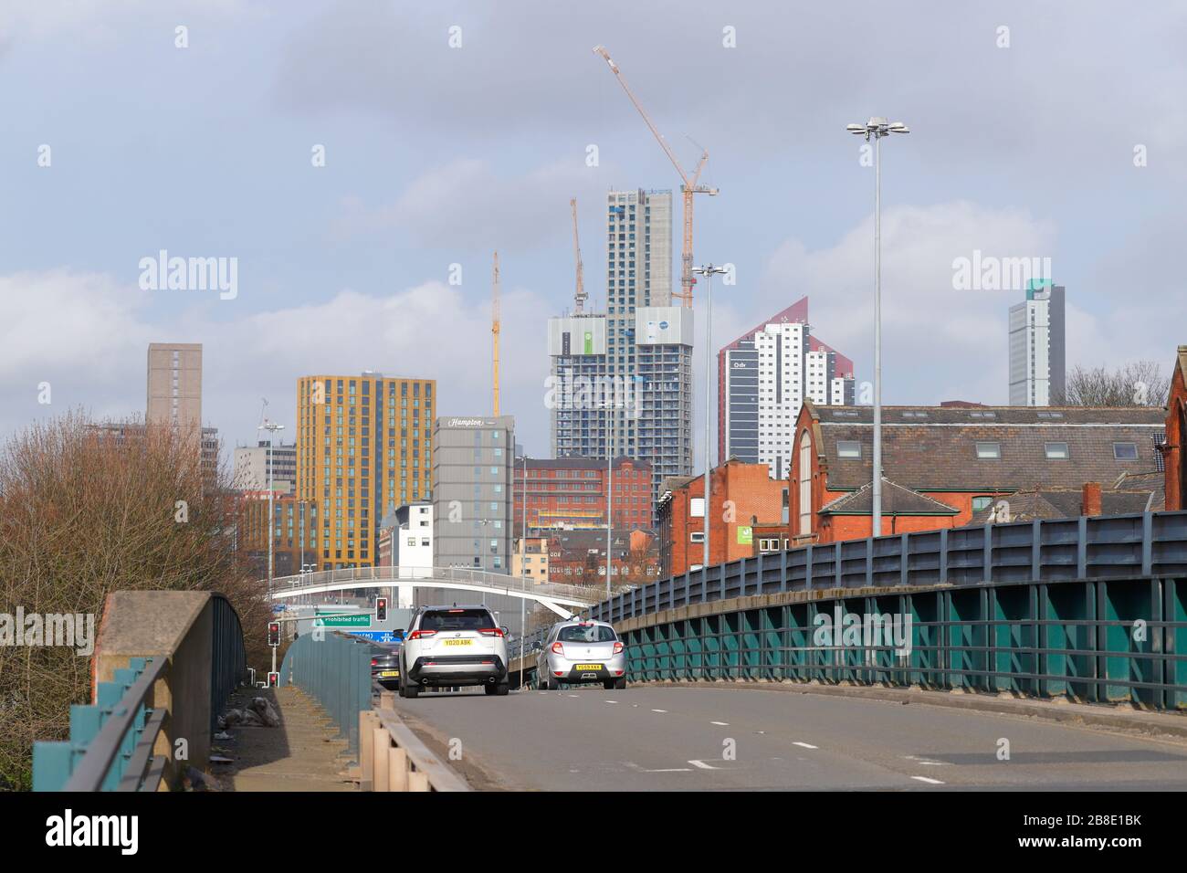 Leeds Skyline avec Arena Campus étudiants appartements développements Banque D'Images