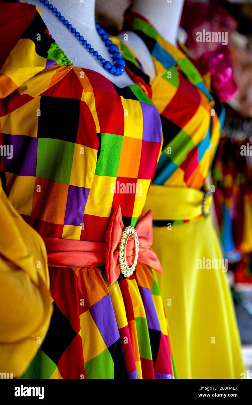 vêtements colorés