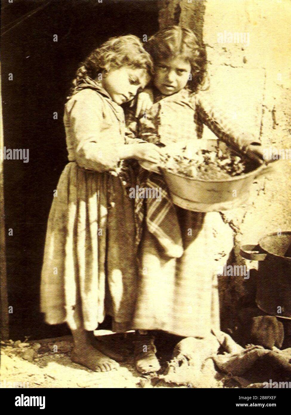 Gloeden, jeune garçon Vintage print, Tirage albuminé 11x16,2 Circa 1890