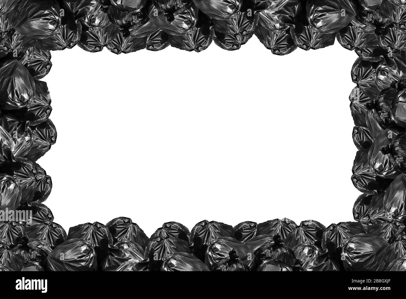 encadrez les sacs de déchets de fond noir sac à ordures et copiez l'espace texte pour la bannière, le bac, les déchets, les ordures, les ordures, les ordures, les déchets, les sacs de déchets en plastique empilent beaucoup Banque D'Images