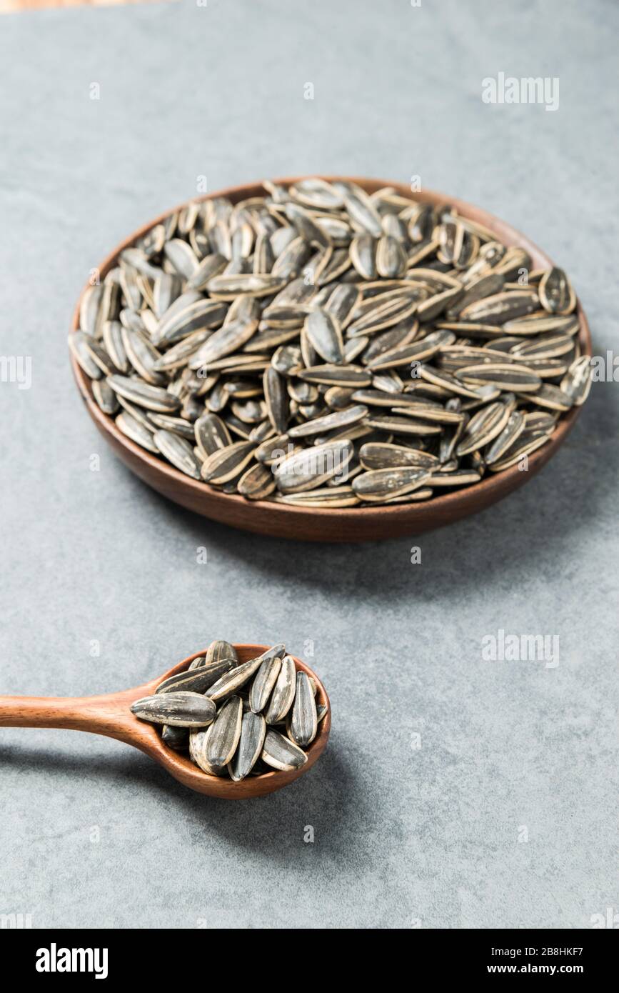 Graines et thé de tournesol, culture chinoise Banque D'Images