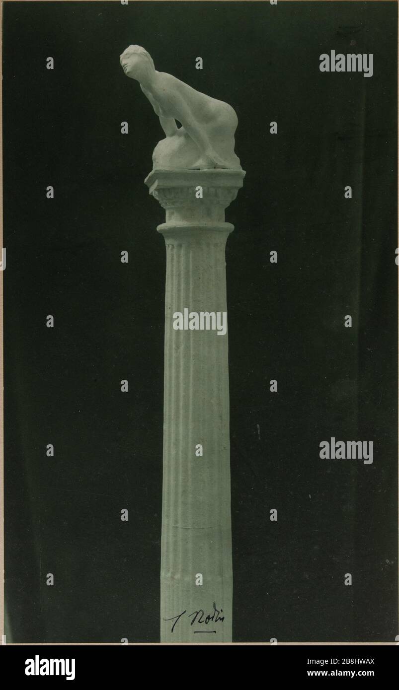 Colonne Sphinx de Rodin (plâtre) à 1889 Jacques-Ernest Bulloz. Sphinge sur la colonel, par Rodin (théâtre), 1889. Rage au charbon, après 1903. Musée des Beaux-Arts de la Ville de Paris, petit Palais. Banque D'Images