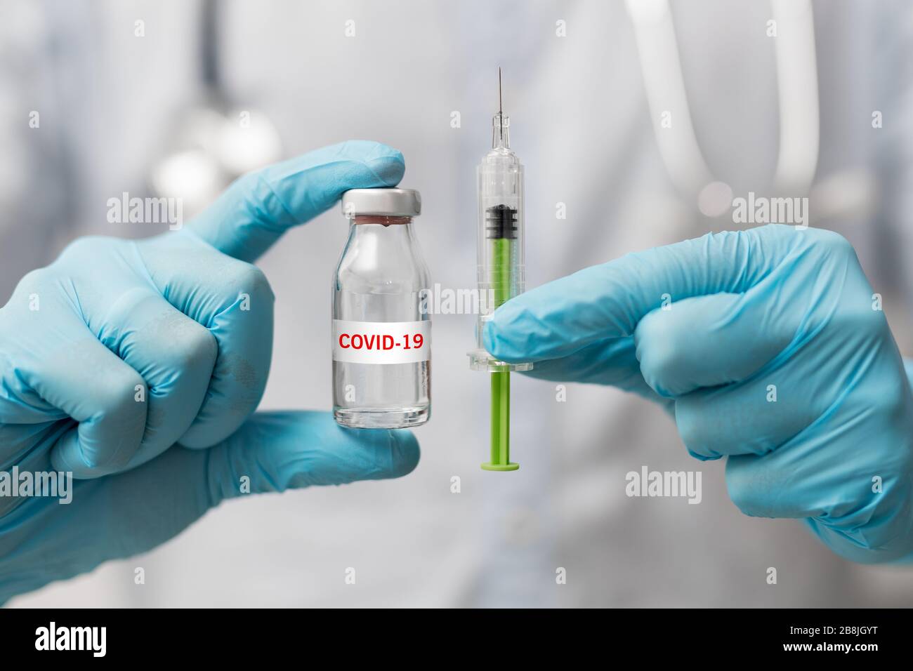 Injection de vaccins et de seringues pour la prévention et le traitement de l'infection par le virus corona (nouveau coronavirus, COVID-19, nCoV 2019). Banque D'Images