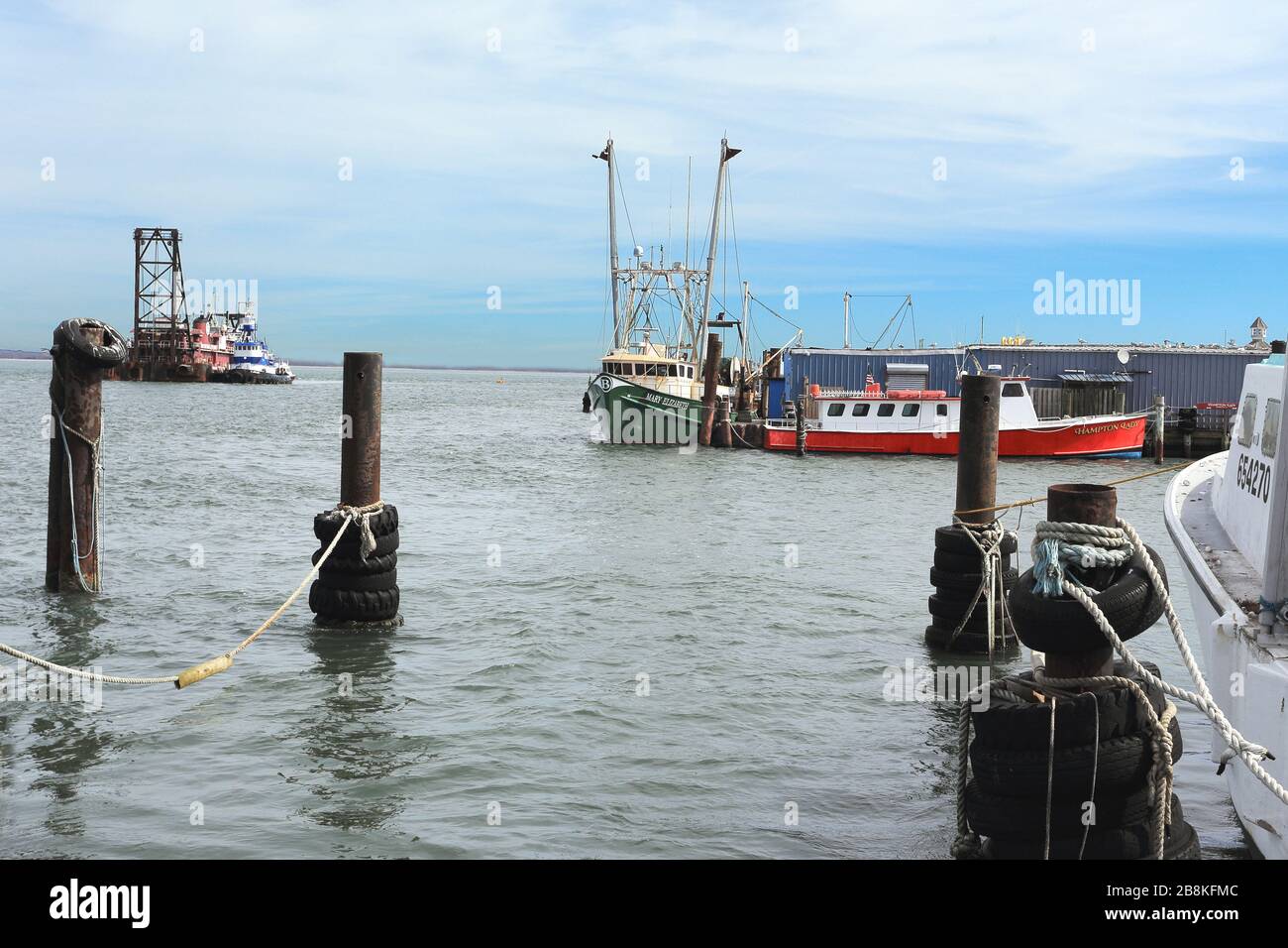Jetée de pêche commerciale Shinecock long Island New York Banque D'Images