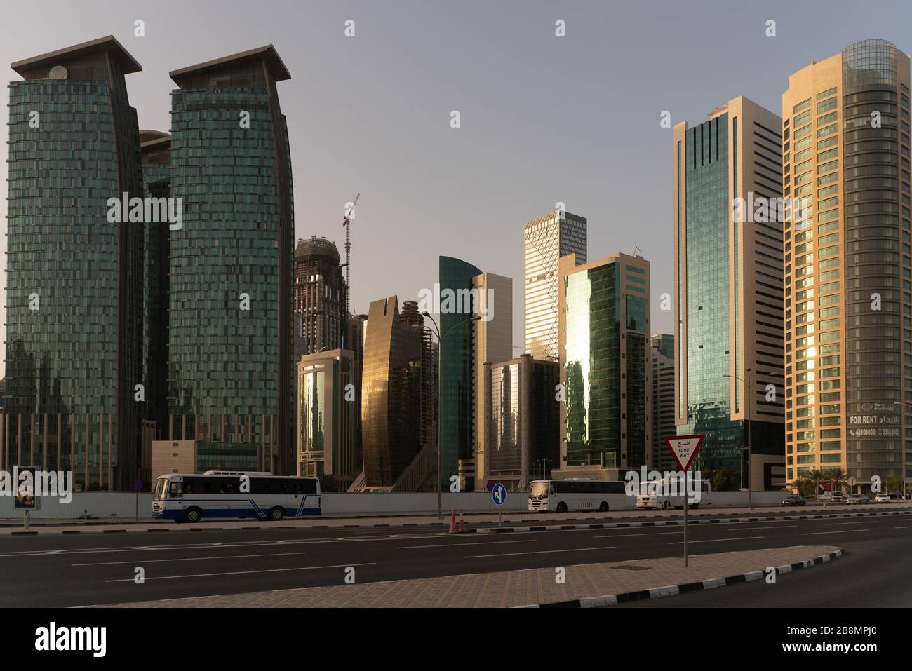 Les gratte-ciel de Doha, la capitale du Qatar Banque D'Images