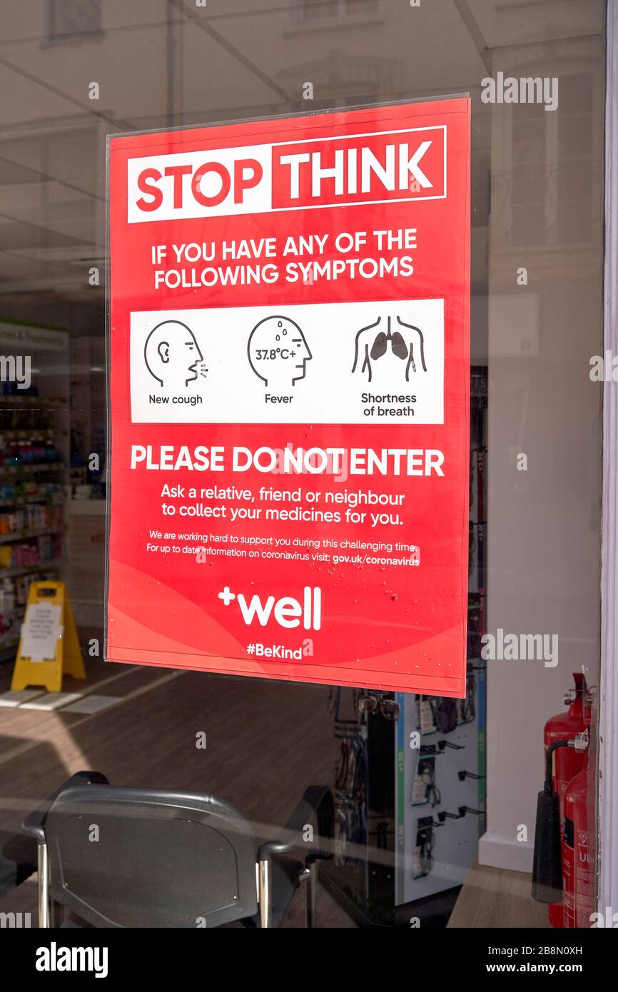 Affiche d'information sur le coronavirus de Covid-19 publiée par Santé publique Angleterre Banque D'Images