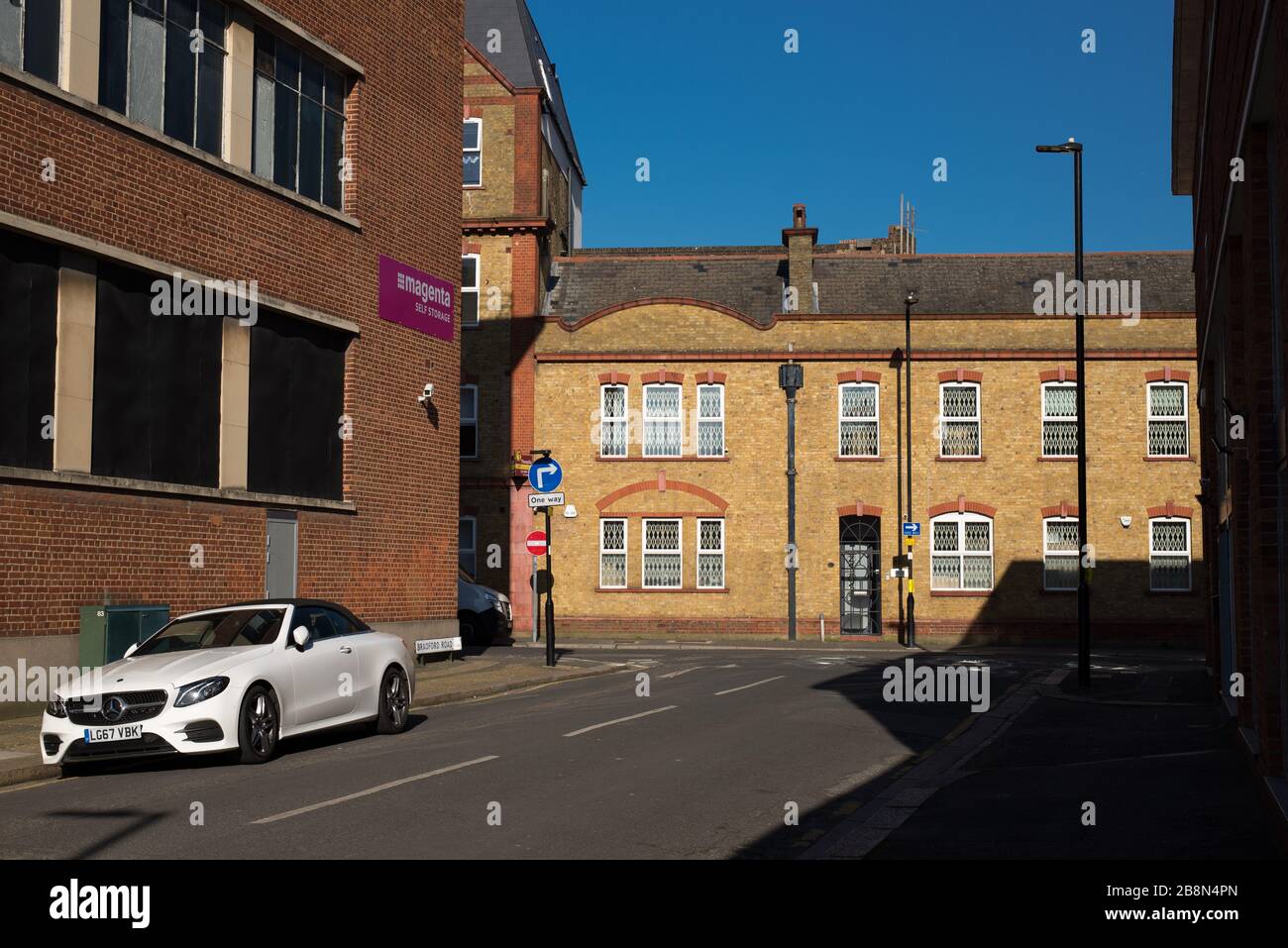 Warple Mews, Wimple Way, East Acton, Londres Banque D'Images