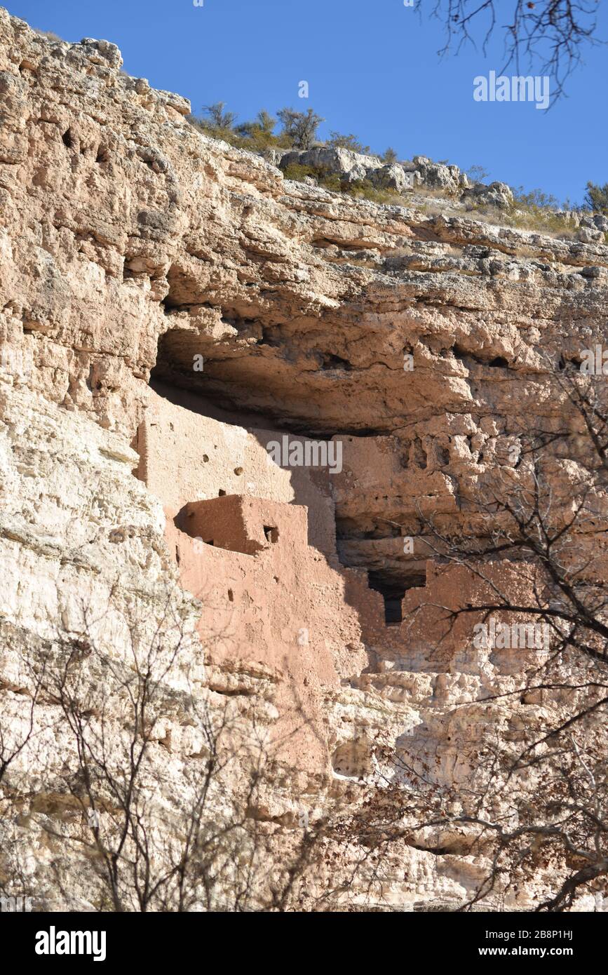 Camp Verde, AZ., États-Unis, 13 janvier 2018. Monument national du château de Montezuma de l'Arizona - sommeil d'hiver. La ruine des Indiens sinagua d'Amérique indigène est bien préservée Banque D'Images