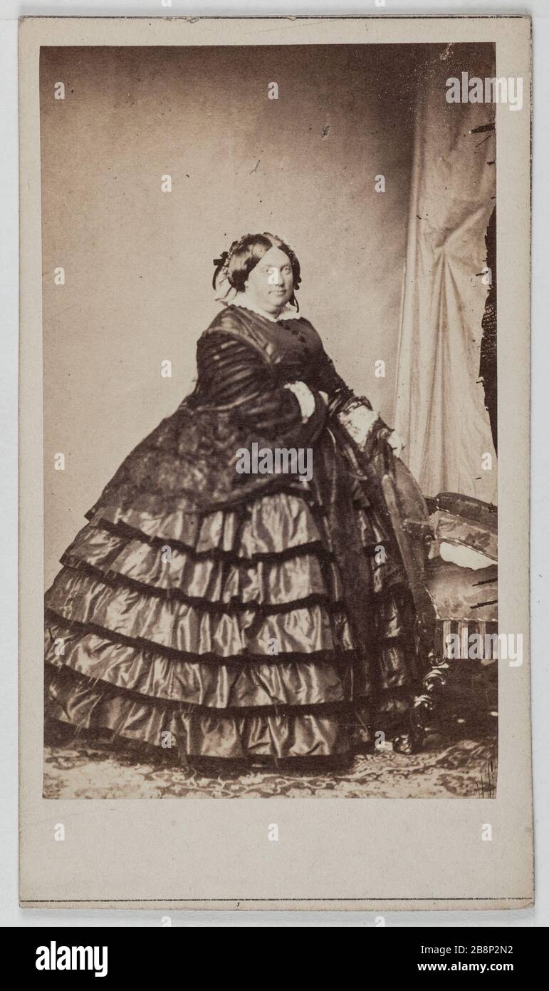 Portrait de Louise Marie Thérèse de France (1819-1864), duchesse de Parme, fille du duc de Berry et épouse du duc Charles III Franck (François Gobinet de Villechole, dit). Portrait de Marie Thérèse Louise de France (1819-1864), duchesse de Parme, fille du Duc de Berry et femme du Duc Charles III Carte de visite (recto). Rage sur papier alluminé. 1860-1890. Paris, musée Carnavalet. Banque D'Images