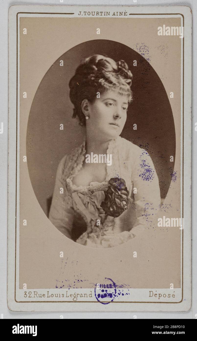 Portrait de Delphine Lissy ou Lizy (actrice) Portrait de Delphine de Lissy ou Lizy, actrice. 1860-1890. Carte de visite (recto). Rage sur papier alluminé. Photo de Joseph Tourtin (né en 1825). Paris, musée Carnavalet. Banque D'Images