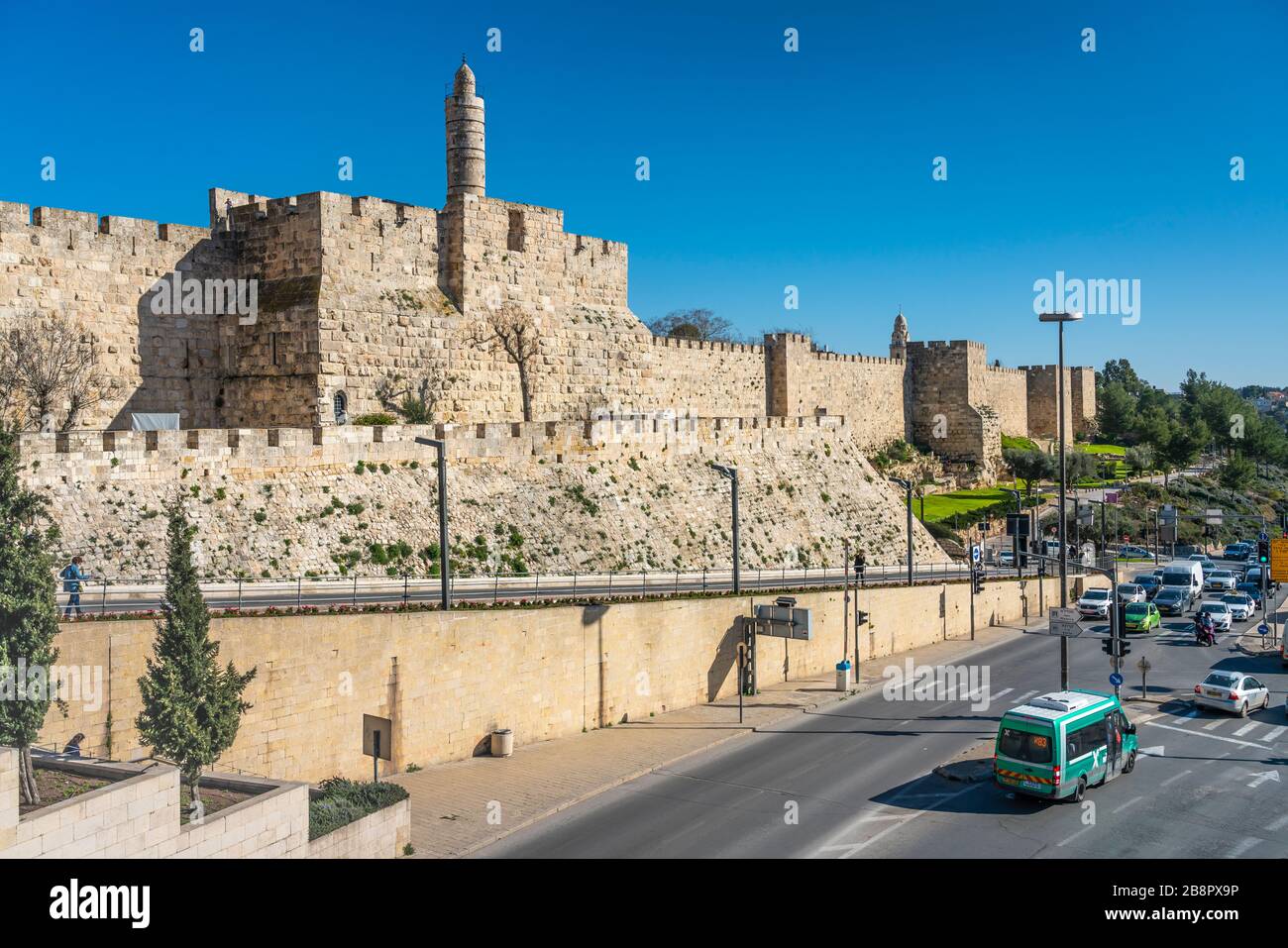 Vue sur les murs de la vieille ville près de la porte de Jaffa, Jérusalem, Israël, Moyen-Orient. Banque D'Images