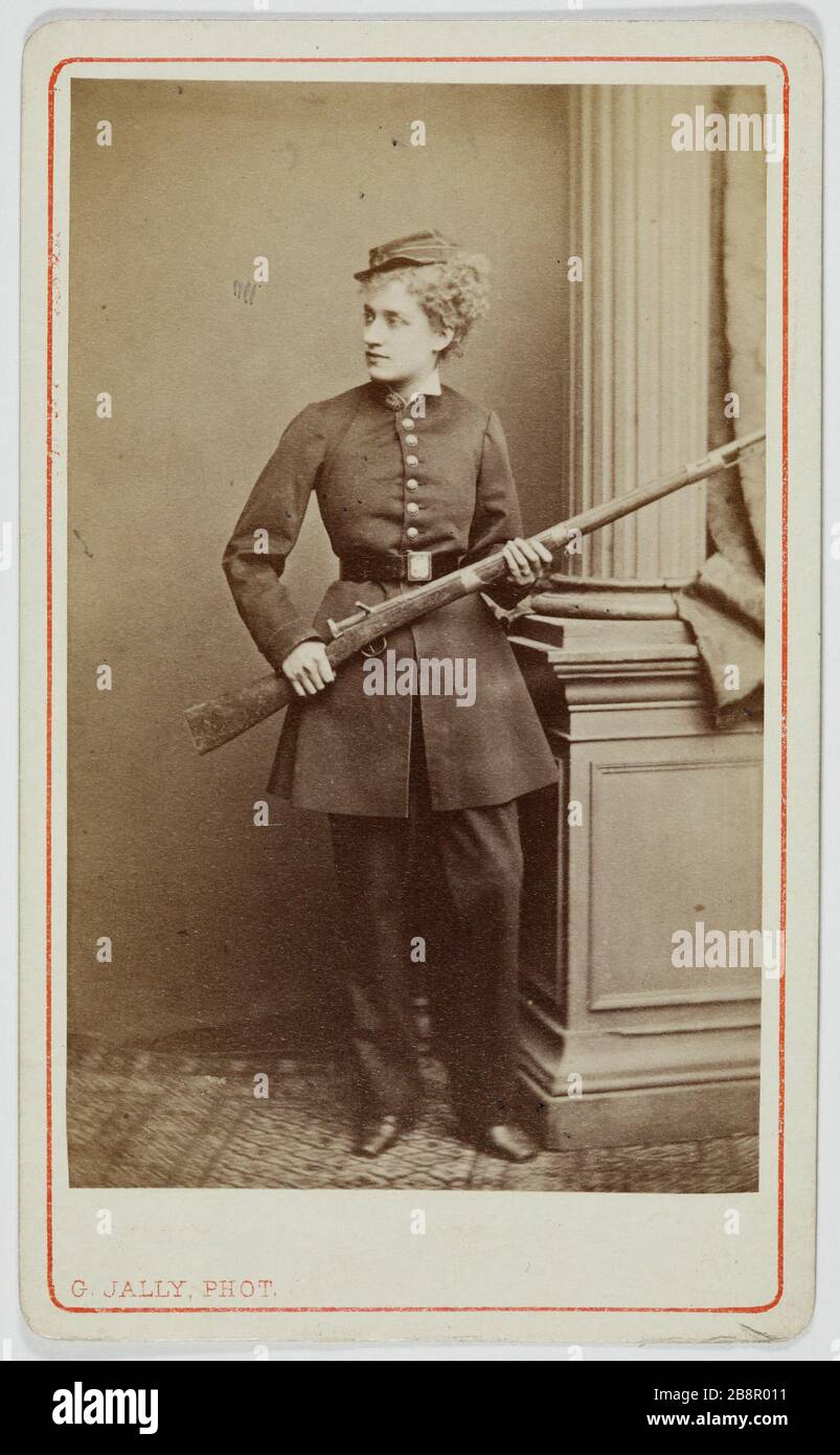 Portrait d'Amiati (Maria Theresa Victoria Adelaide Abbiate, appelée), (1851-1889), (chanteuse-hall) G. JALLY. Portrait d'Amiati (Marie-Thérèse Victoria-Adalaïde Abbiate, dite) (1851-1889), chaneuse de café-concert. Carte de visite (recto). Rage sur papier alluminé. 1870-1890. Paris, musée Carnavalet. Banque D'Images