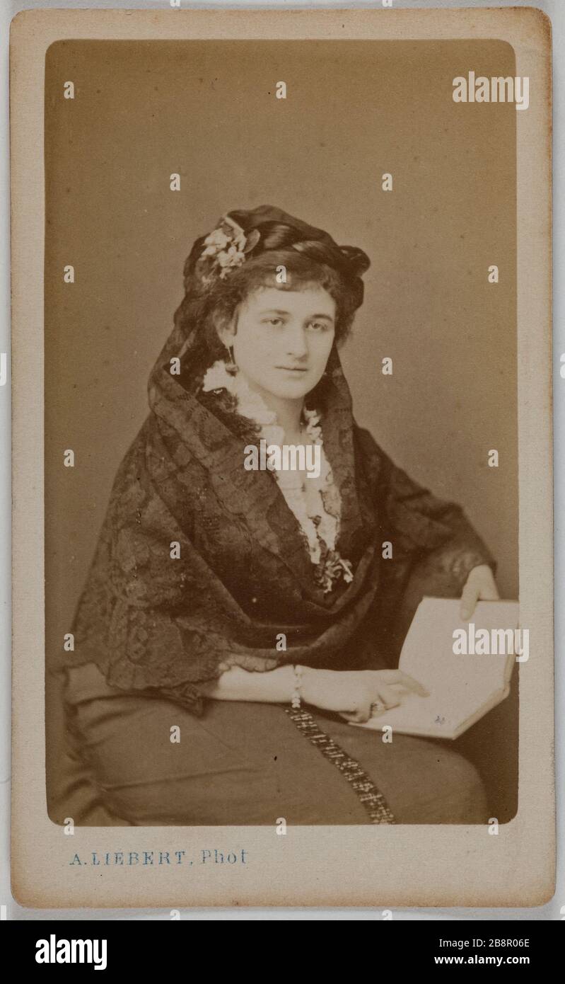 Portrait de Badia I (actrice) Alphonse Liébert (1827-1914). Portrait de Badia I (actrice). Carte de visite (recto). Rage sur papier alluminé. 1870-1890. Paris, musée Carnavalet. Banque D'Images