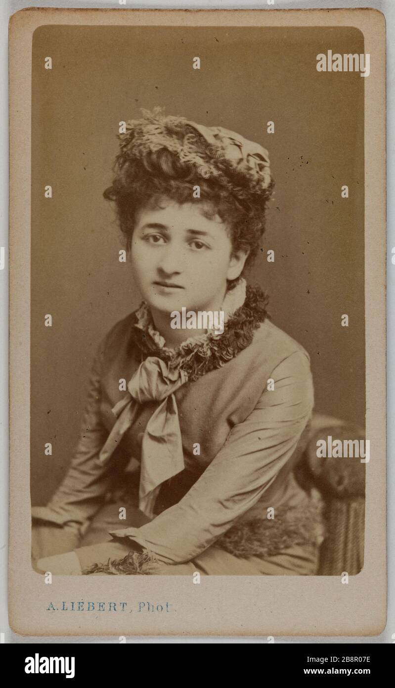 Portrait de Badia II (actrice) Alphonse Liébert (1827-1914). Portrait de Badia II (actrice). Carte de visite (recto). Rage sur papier alluminé. 1870-1890. Paris, musée Carnavalet. Banque D'Images