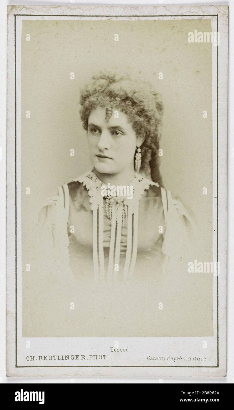 Portrait de H. Smith (actrice aux Bouffes) Portrait de H. Dupont (actrice aux Bouffes). Carte de visite (recto). Photo de Charles Reutlinger (1816-1880). Rage sur papier alluminé. 1860-1890. Paris, musée Carnavalet. Banque D'Images