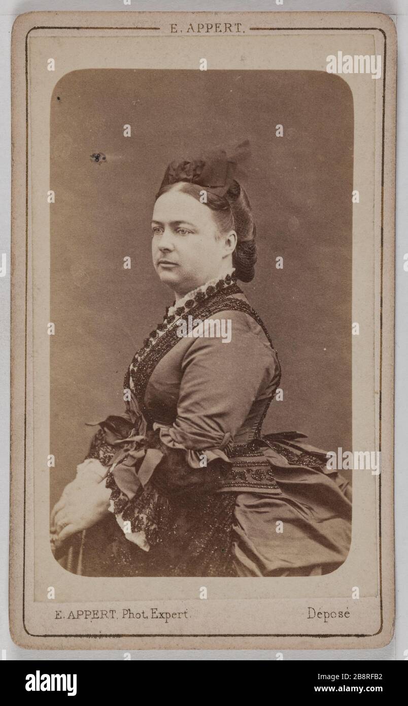 Portrait de la Marschallin MacMahon, (1844-1900) (née Sophie Croix de Castries) Portrait de la Maréchale de Mac-Mahon, (1844-1900), (née Sophie de la Croix de Castries). Carte de visite. Photo d'Ernest Charles Apppert. Rage sur papier alluminé. 1860-1890. Paris, musée Carnavalet. Banque D'Images