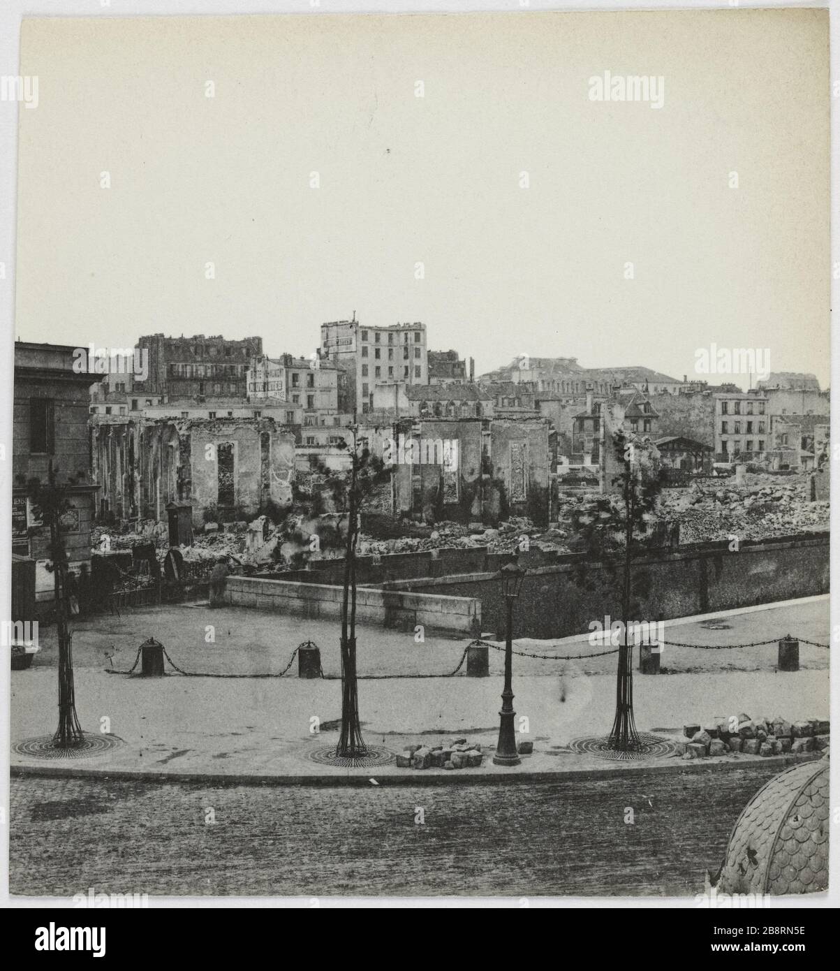 Docs de la Villette. Quais de la Villette, 19ème arrondissement, Paris. La commune de Paris. Quais de la Villette. Paris (XIXème arr.). Photo d'Hippolyte Blancard (1843-1924). Rage au plateau (recto). 1870-1871. Paris, musée Carnavalet. Banque D'Images