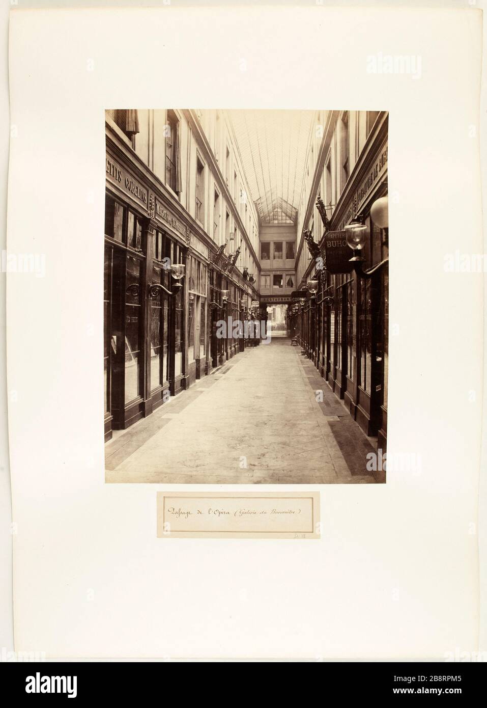 Passage de l'Opéra Baromètre, 9ème arrondissement, Paris passage de l'Opéra, Galerie du Baromètre. Paris (IXème arr.), entre 1865 et 1868. Photo de Charles Marville (1813-1879). Paris, musée Carnavalet. Banque D'Images