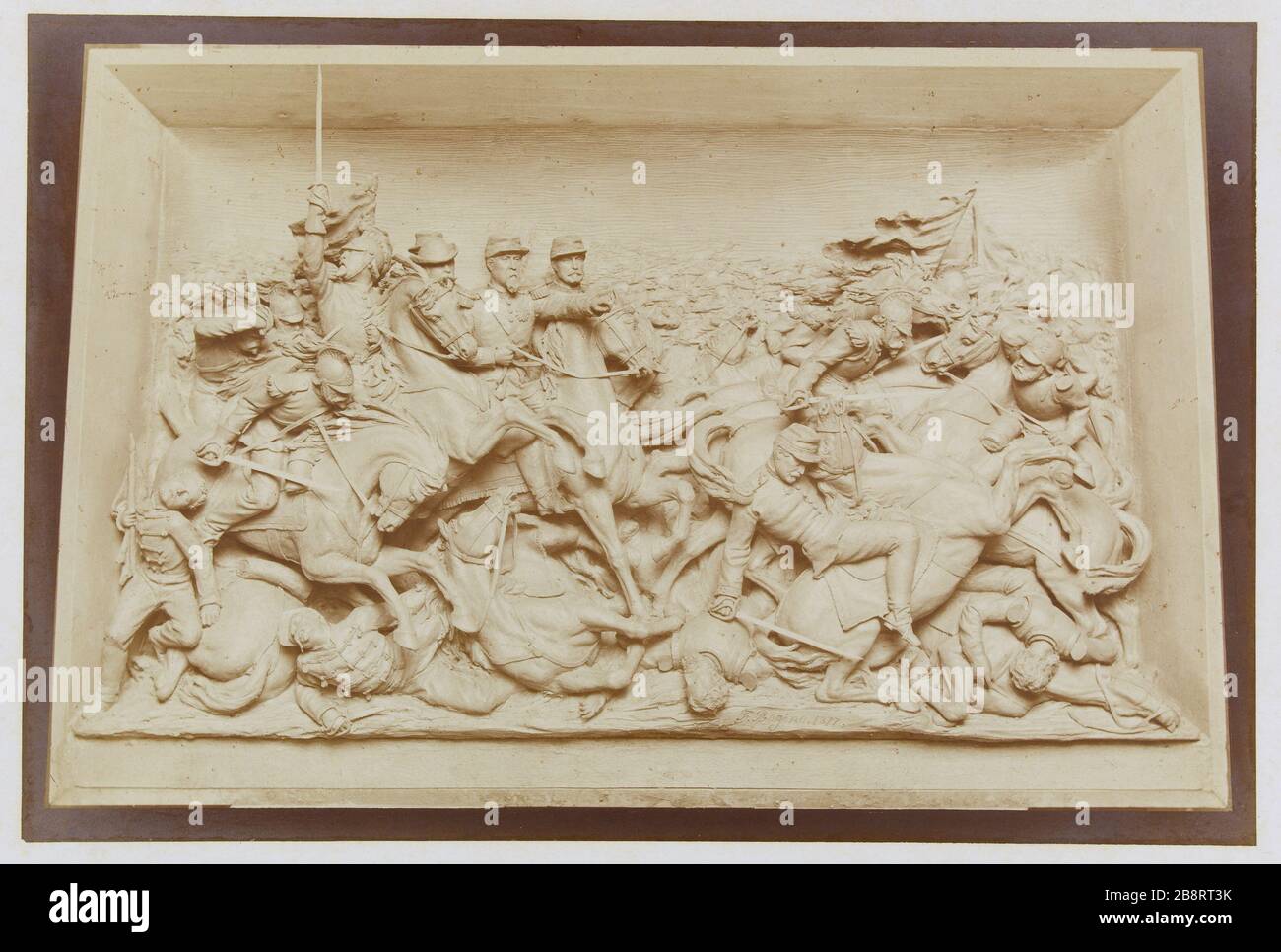 Scène de bataille Frédéric-Louis-désiré Bogino (1831-1899). Scène de bataille. Bas-relief en platre, données 1860. Photo de Charles Marville (1813-1879). Paris, Maison de Victor Hugo. Banque D'Images