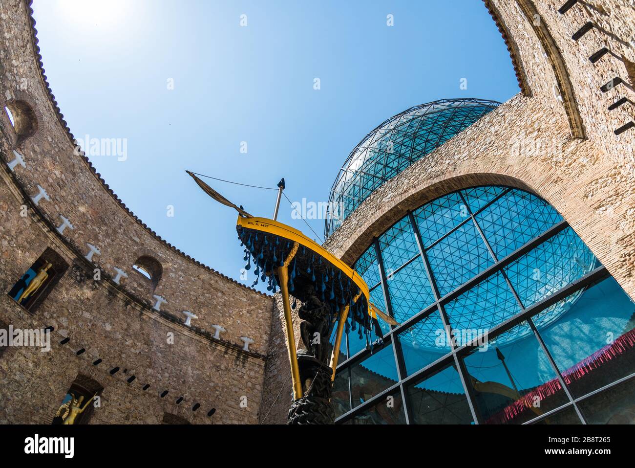 Figueres, Espagne - 3 août 2019 : intérieur du musée de la Fondation Gala Salvador Dali Banque D'Images