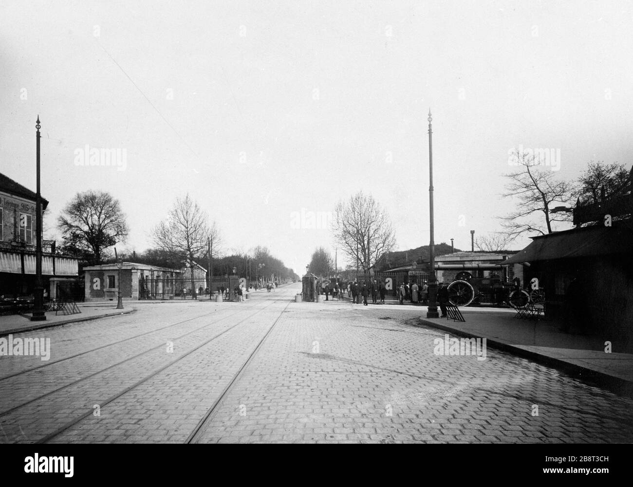 PORTE CHARENTON porte de Charenton (enceinte de 1841). Paris, XIIème arr. Paris, musée Carnavalet. Banque D'Images