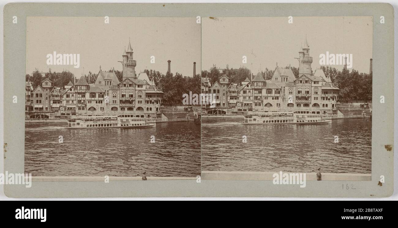 1900 exposition mondiale : vieux Paris sur la rive droite, en aval du pont d'Alma, 16ème arrondissement, Paris. Exposition universelle de 1900. Le Vieux Paris sur la rive droite, en aval du pont de l'Alma, Paris (XVIème arr.). Photographie anonyme. Vue stérique, gélatino-chlorure d'argent (aristotype). 1900. Paris, musée Carnavalet. Banque D'Images