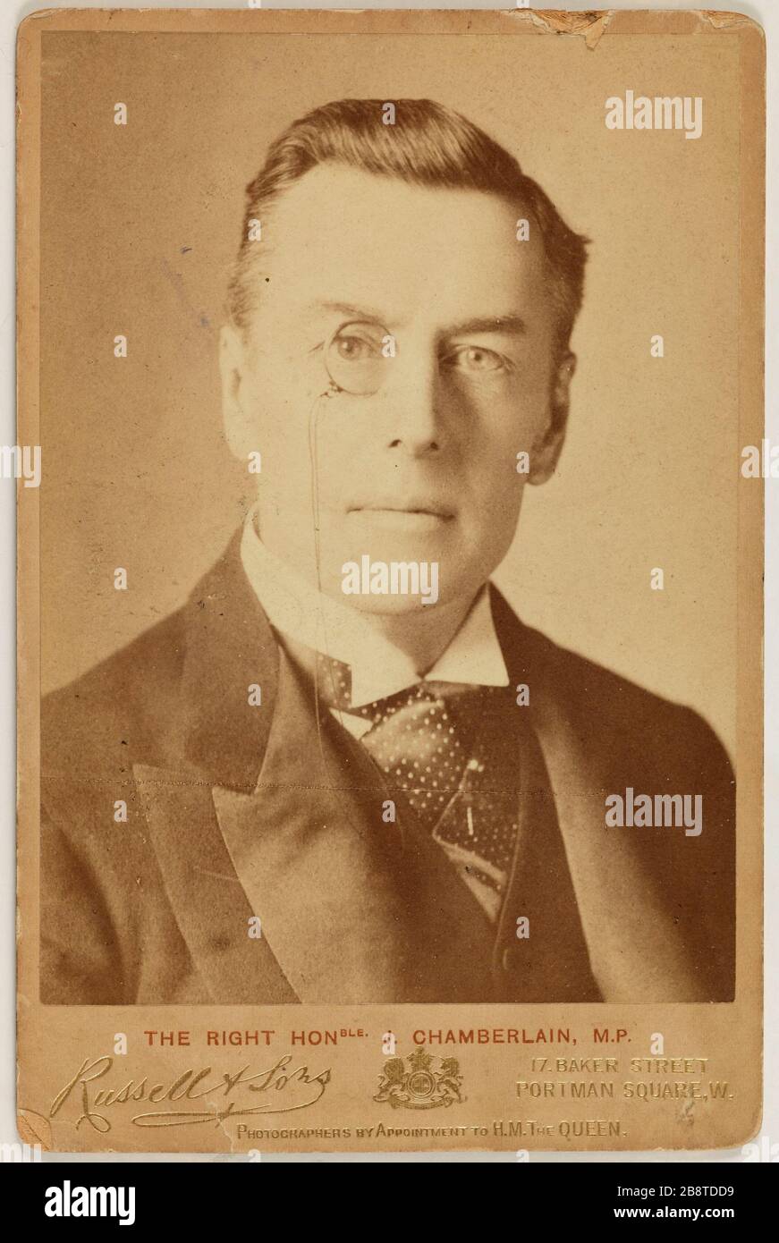 Portrait de Chamberlain, Sir Joseph Auster (1863-1919), homme d'État anglais Russell & Sons. 'Portrait de Chamberlain, Sir Joseph Auster, (1863-1919), homme d'Elat anglais'. Rage sur papier alluminé. Paris, musée Carnavalet. Banque D'Images
