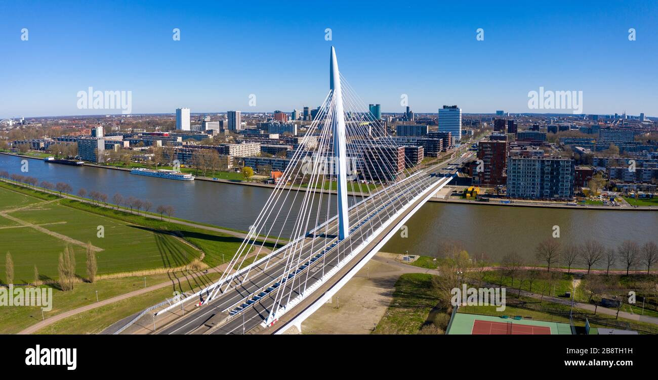 Pont du Prince Claus à Utrecht depuis l'air Banque D'Images